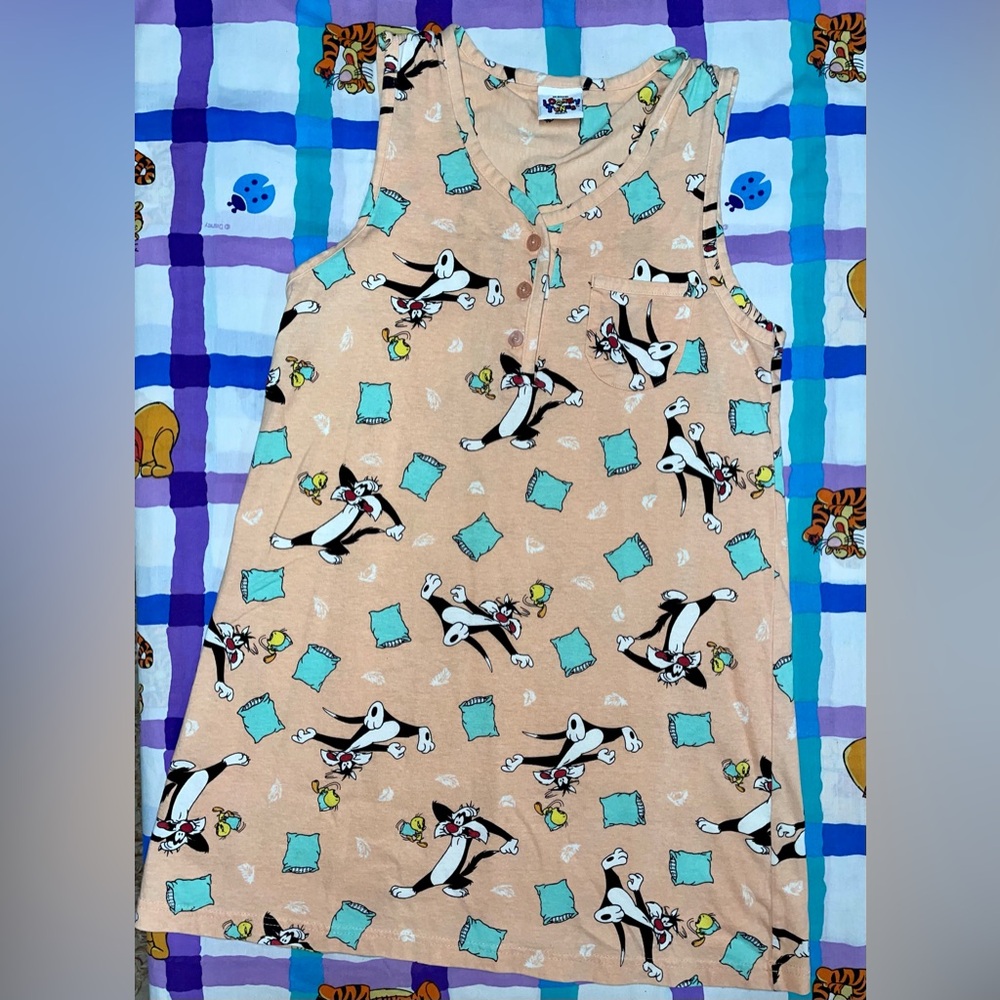 @1996 Looney Tunes Nightgown Medium